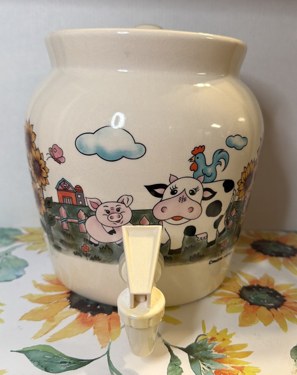 Vintage Crock Jug w Lid & Spout 1/2 Gallon Beverage Dispenser Farm Cow Pig